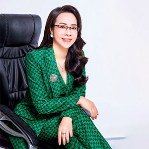 Bà Lê Thị Hậu — Học viện BSA